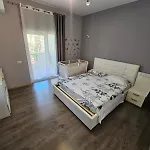 Botanic Park Apartments