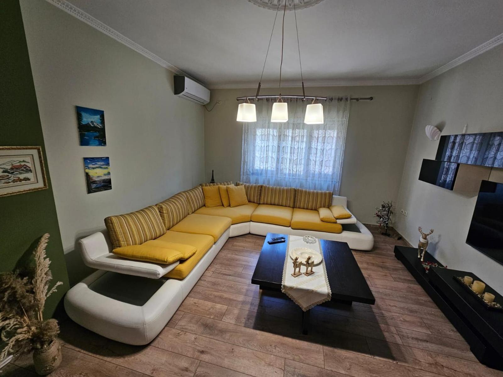 Apartment Botanic Park Tirana